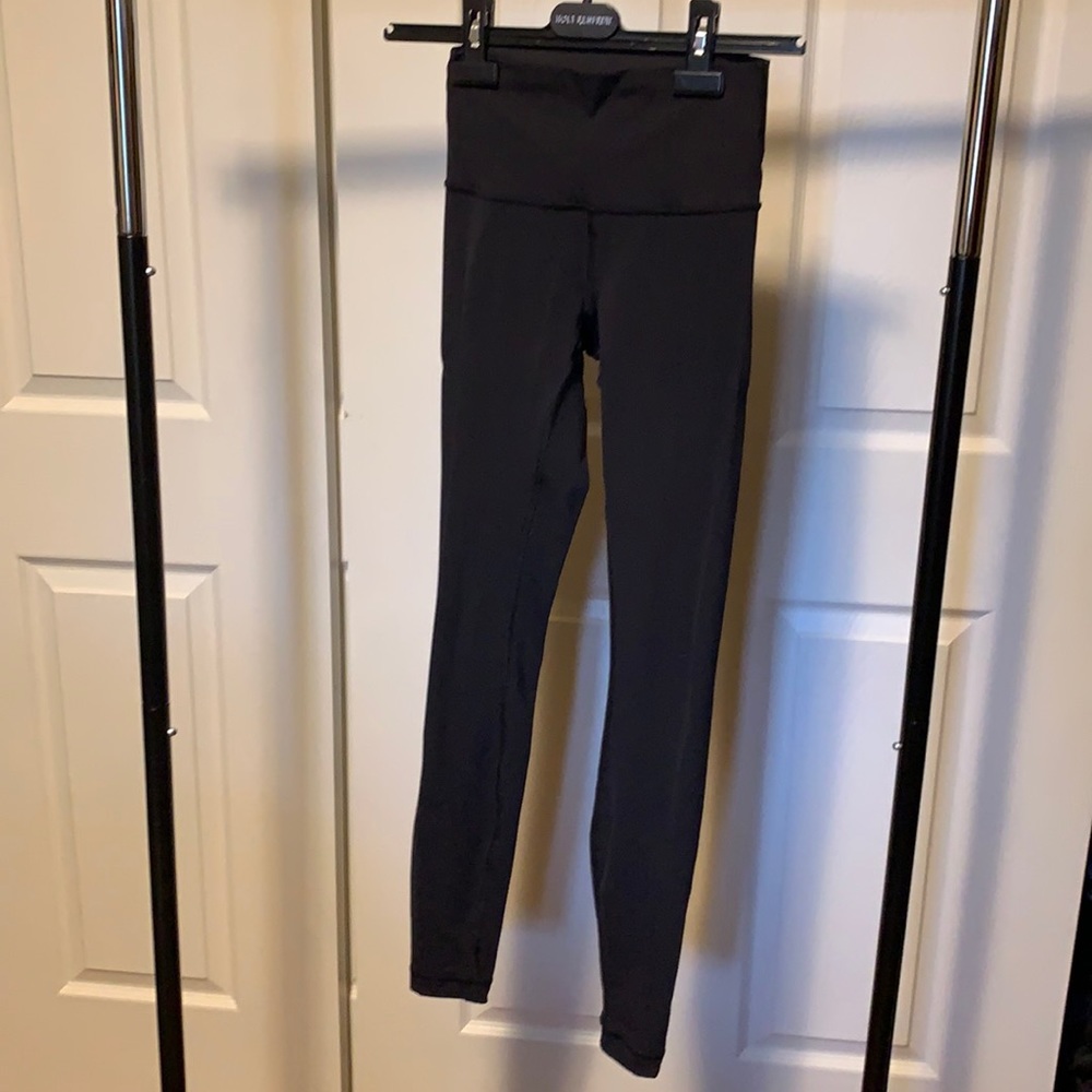 Lululemon 28” wunder under - Full on Luxtreme